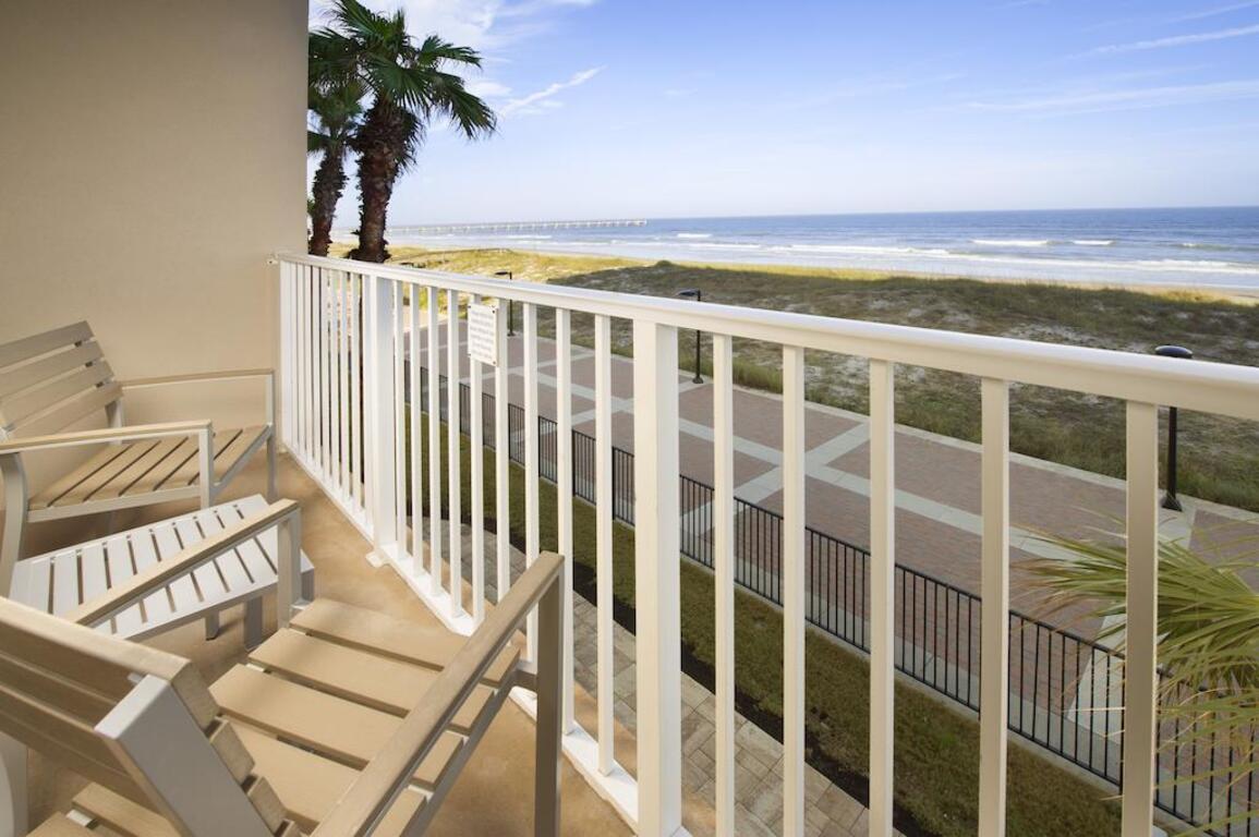 Four Points by Sheraton Jacksonville Beachfront photo