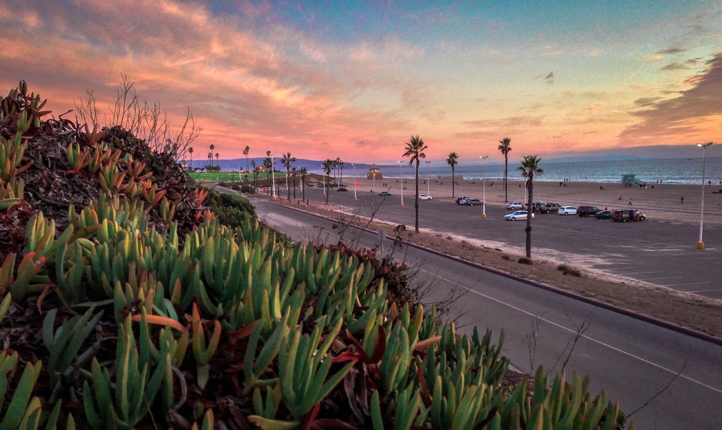 Evening on Dockweiler Beach CA