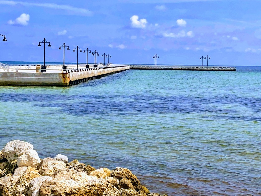 Rest Beach pier