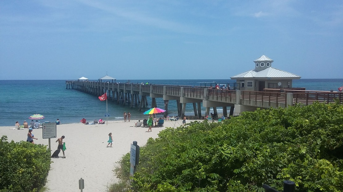 Juno Beach Pier